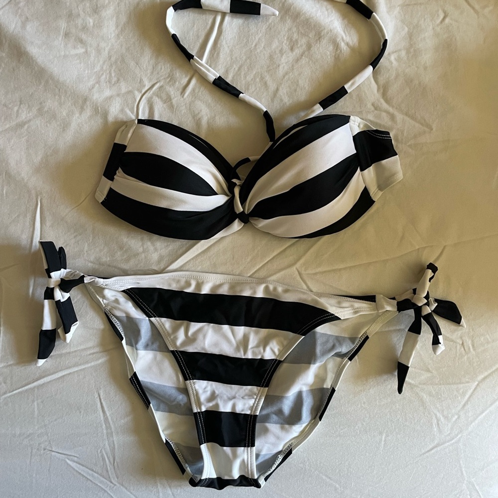 Cute bikini